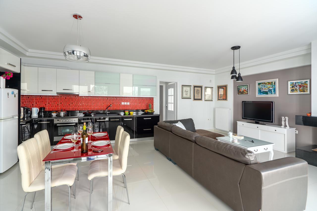 Luxurious House Near The Sea Apartment ปอร์โตราฟตี ภายนอก รูปภาพ